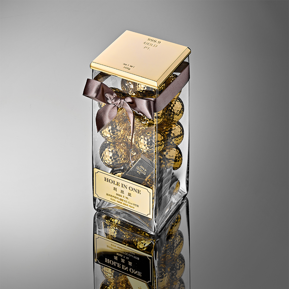 trophy_detail_01.jpg